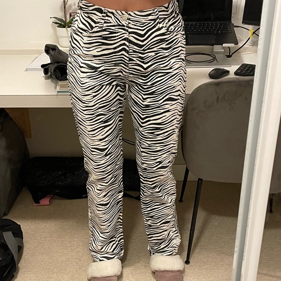 Zara Zebra Jeans - Picture 1 of 3